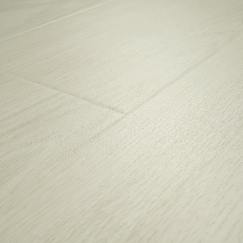 12mm White Oak EIR Laminate Wood Flooring.jpg 12mm White Oak EIR Laminate Wood Flooring.jpg