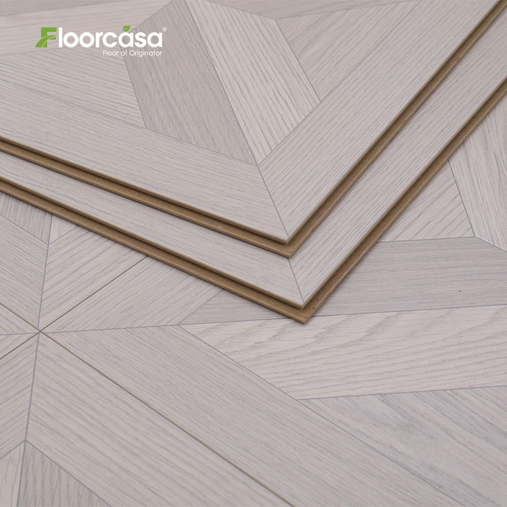 Паркетный ламинат.jpg Паркетный ламинат.jpg