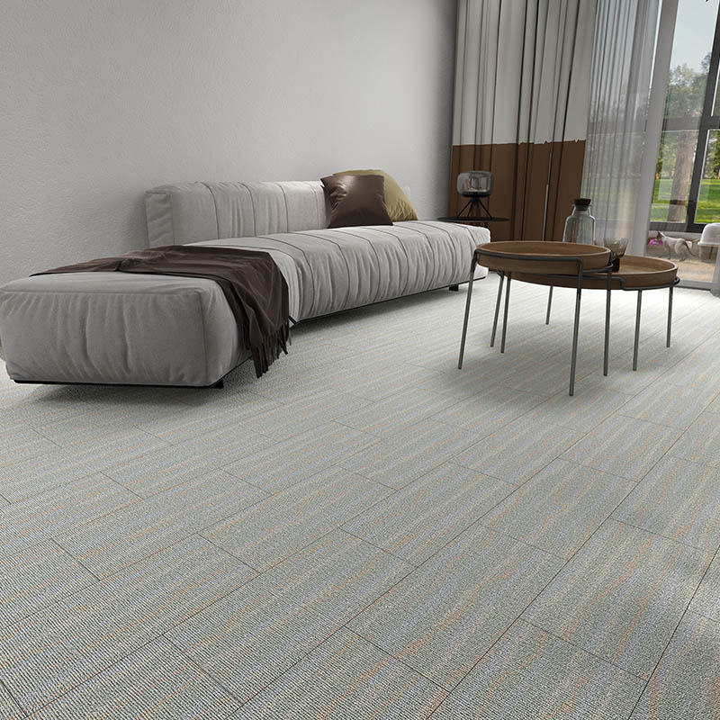 Виниловое напольное покрытие SPC с разноцветным ковровым покрытием.jpg