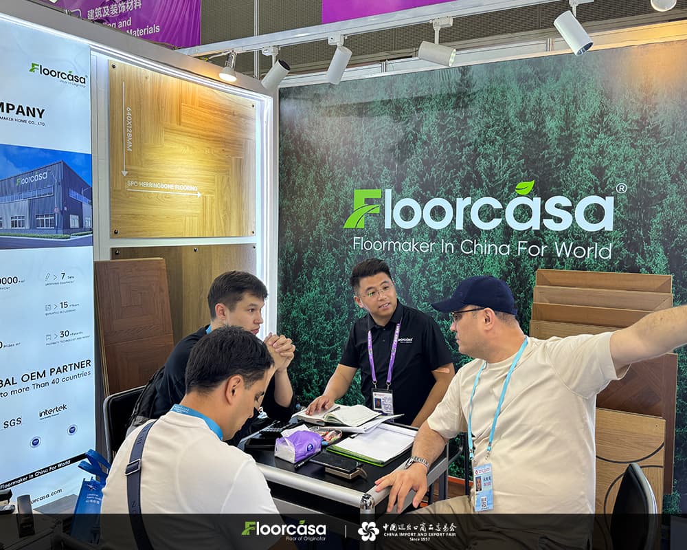 Floorcasa na Feira de Cantão. jpg