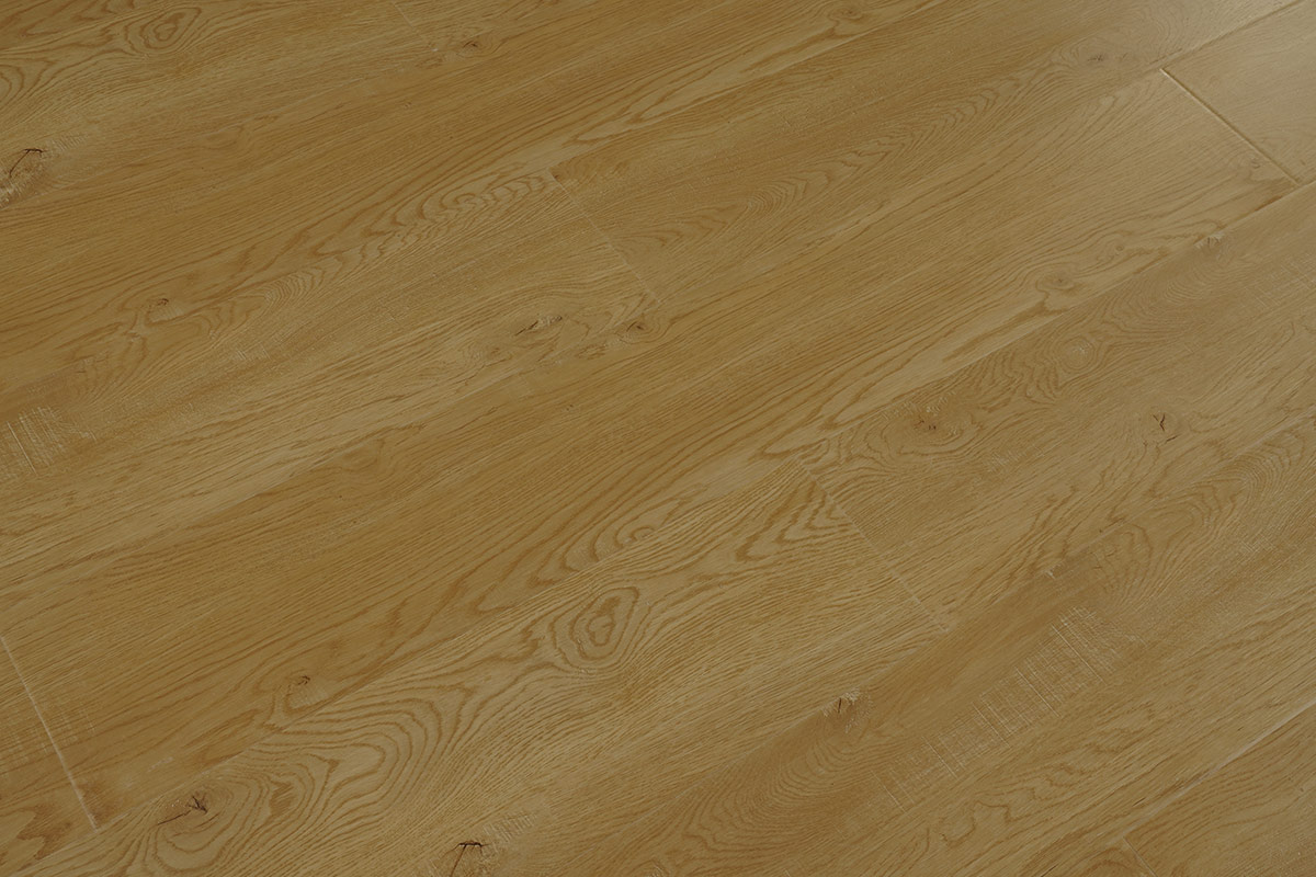 12mm Brown Oak Laminate Flooring.jpg 12mm Brown Oak Laminate Flooring.jpg