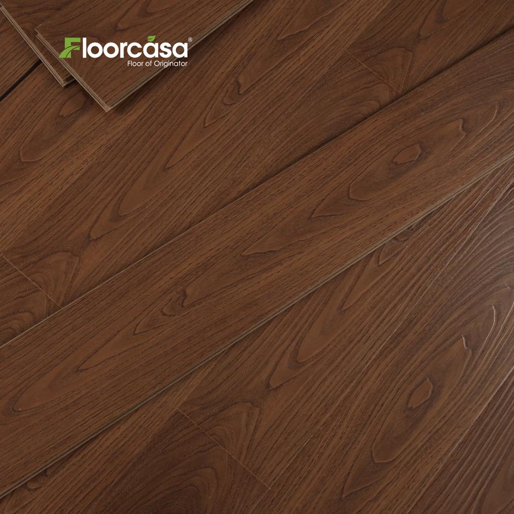 Brown Laminate Flooring.jpg Brown Laminate Flooring.jpg