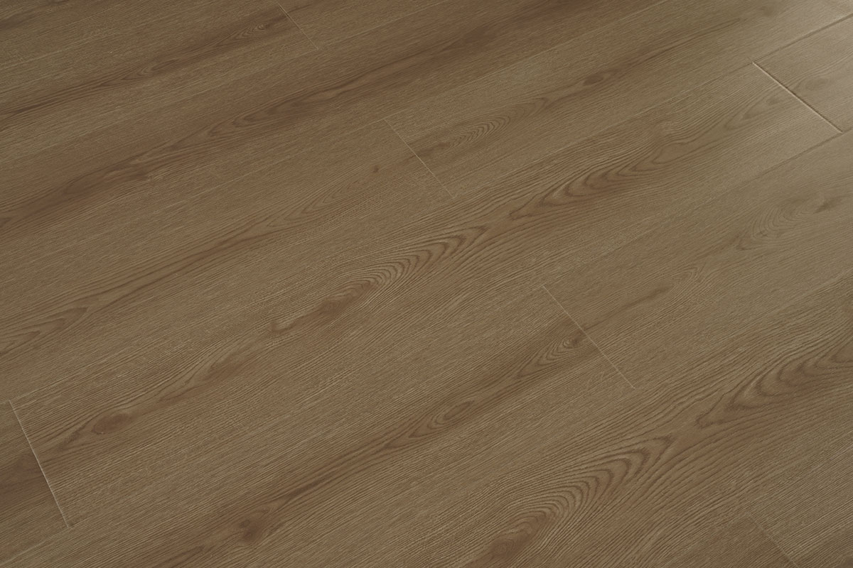 Дубовый ламинат HDF 10 мм.jpg