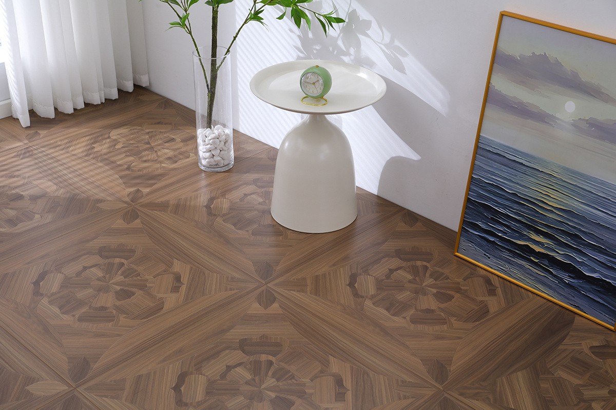 Bester 8 mm dicker, wasserfester Eichenparkettboden.jpg