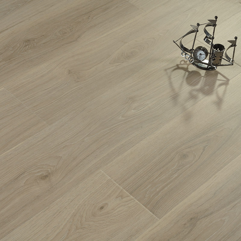 EIR High Quality Oak 10mm Laminate Wood Flooring