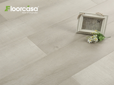 Qu'est-ce que le revêtement de sol en carbone ? L'avenir des sols durables et élégants | FLOORMAKER HOME