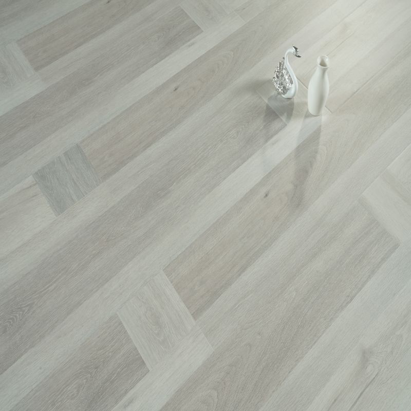 12 мм ламинат EIR