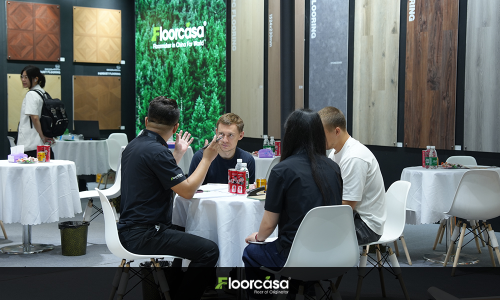 Floorcasa na Exposição DOMOTEX Asia/CHINAFLOOR 2026.jpg