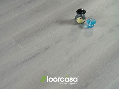 cheap laminate flooring for large construction project