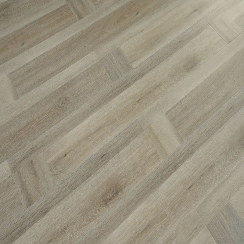 Дубовый ламинат 10 мм